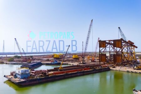 بیست و ششم بهمن، آغاز عملیات بارگیری جکت چهار پایه سکوی سرچاهی WHP-1 میدان مشترک با عربستان