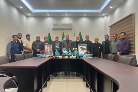 حضور دکتر محمودی در جمع کارکنان نیشکر سلمان فارسی هم‌زمان با تحویل سال ۱۴۰۵ ‌