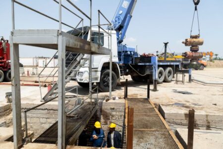 احیای چاه پرفشار میدان اهواز بدون استقرار دکل