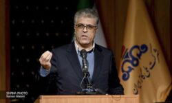 استمرار تولید و صادرات نفت ایران در جنگ تحمیلی سوم قابل ستایش است
