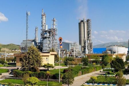 تقدیر معاون شستا از عملکرد پتروشیمی خراسان