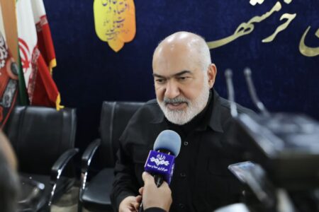 تردد زائران اربعین در ساعات خنک روز انجام شود / حمل‌ونقل رایگان ریلی و جاده‌ای و استقرار ۲ هزار اتوبوس در مرزهای استان برای اربعین