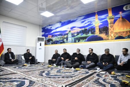 بازدید مدیرعامل شرکت ملی حفاری ایران و فرمانده مرکز بسیج شهید تندگویان از موکب مرزی چذابه