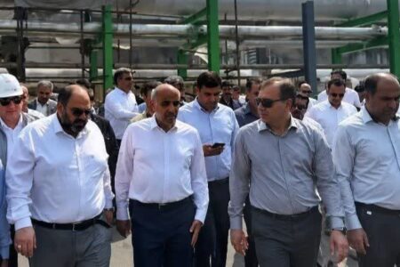 پلی‌اتیلن سنگین رسماً بخشی از پتروشیمی جم است؛ کارکنان پتروشیمی مهر با پتروشیمی جم قرارداد امضا می کنند
