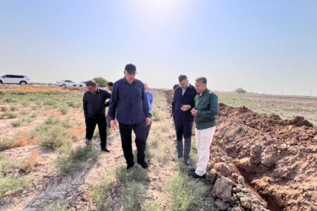 بازدید نماینده مردم اهواز و مدیرعامل آب و فاضلاب اهواز از روستای مبطیحه