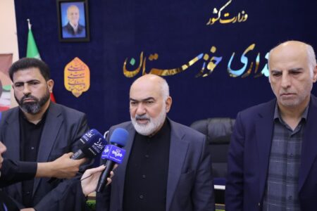استاندار: پتروپالایش‌های جدید در چند نقطه خوزستان راه‌اندازی می‌شود / تأکید بر خروج از رویه‌های بروکراتیک برای حل مشکلات مردم