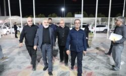 بازدید میدانی استاندار خوزستان از روند بازگشت زائران اربعین در مرز شلمچه / بررسی همکاریهای دوجانبه با مقامات عراقی برای خدمترسانی بهتر به زوار