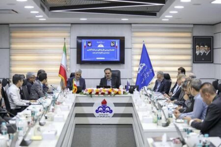 مدیر سرمایه‌گذاری و توسعه کسب‌وکار شرکت ملی نفت ایران خبر داد: امضای ۳۰ قرارداد سرمایه‌گذاری در مناطق نفت‌خیز جنوب