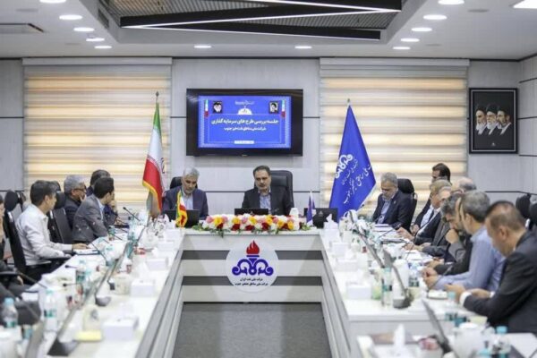 مدیر سرمایهگذاری و توسعه کسبوکار شرکت ملی نفت ایران خبر داد: امضای ۳۰ قرارداد سرمایهگذاری در مناطق نفتخیز جنوب