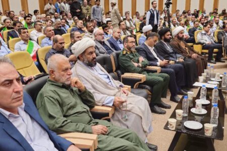 همایش جانفدایان عرصه کار و تولید صنعت پتروشیمی در بندرماهشهر برگزار شد